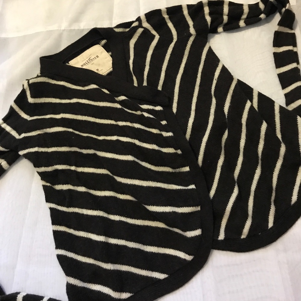 Hollister crop sweater