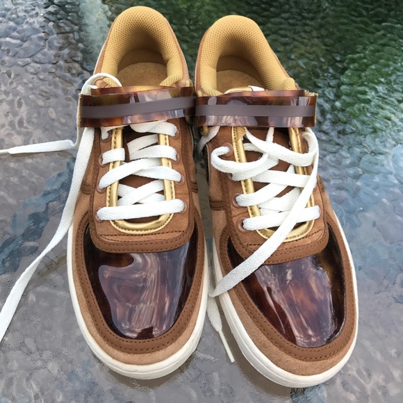 Unique Nike sneakers - Picture 2 of 6