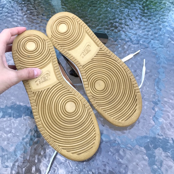 Unique Nike sneakers - Picture 6 of 6