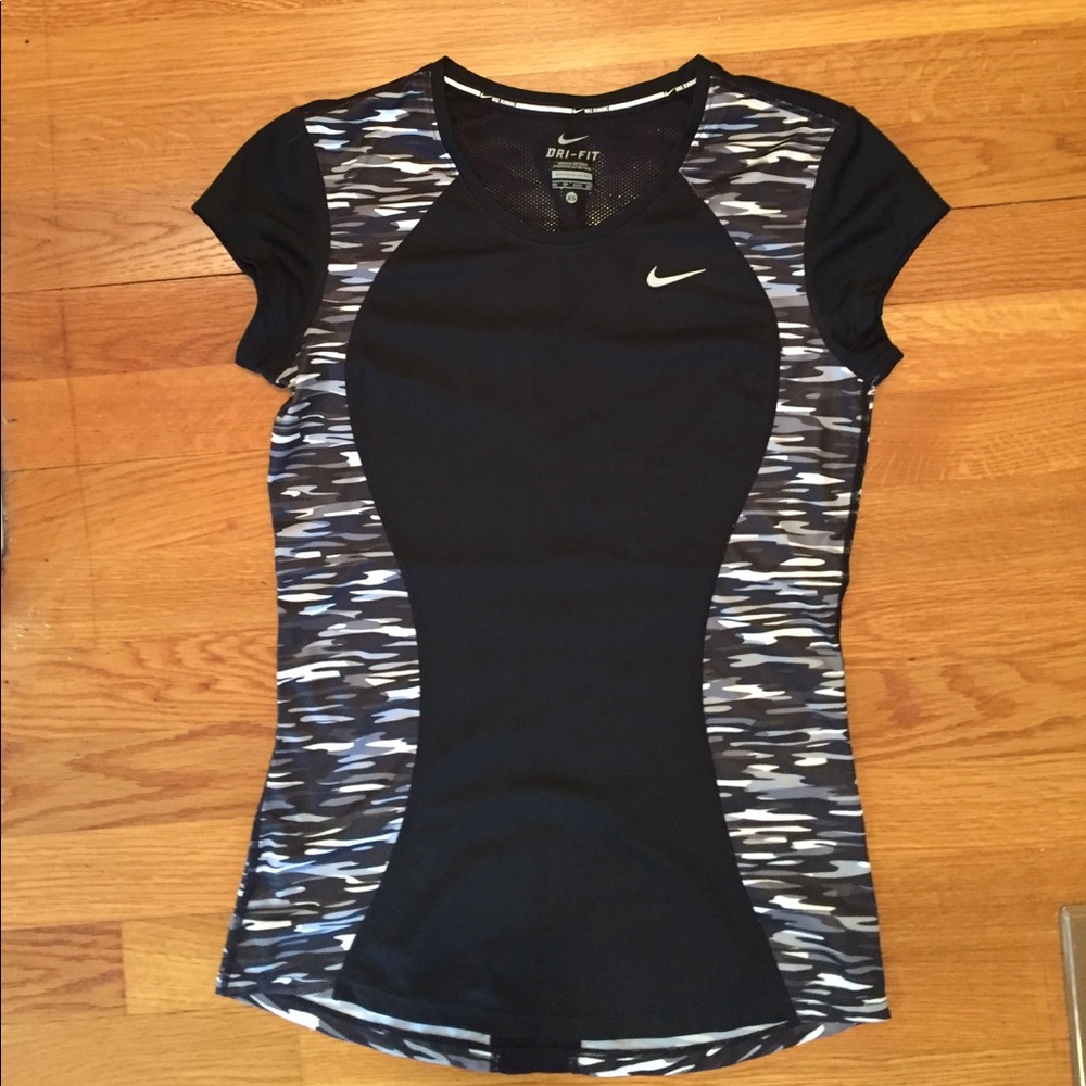 Nike Dri-Fit Tee