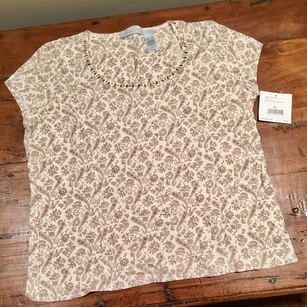 New w/tag JH Collection cream w/ brown designs