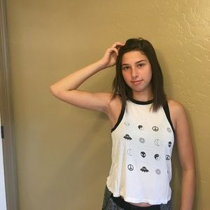 White Zumiez Alien Crop Top