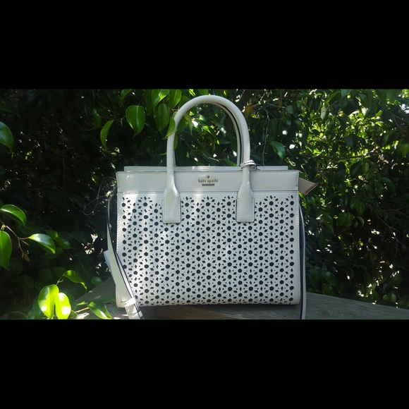 kate spade Handbags - NEW Kate Spade bag