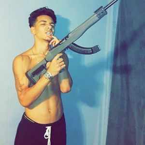 Meet your Posher, Juan