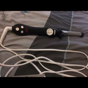 Beachwaver S1 hair curler