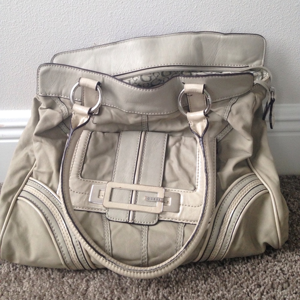 Guess bag with wallet