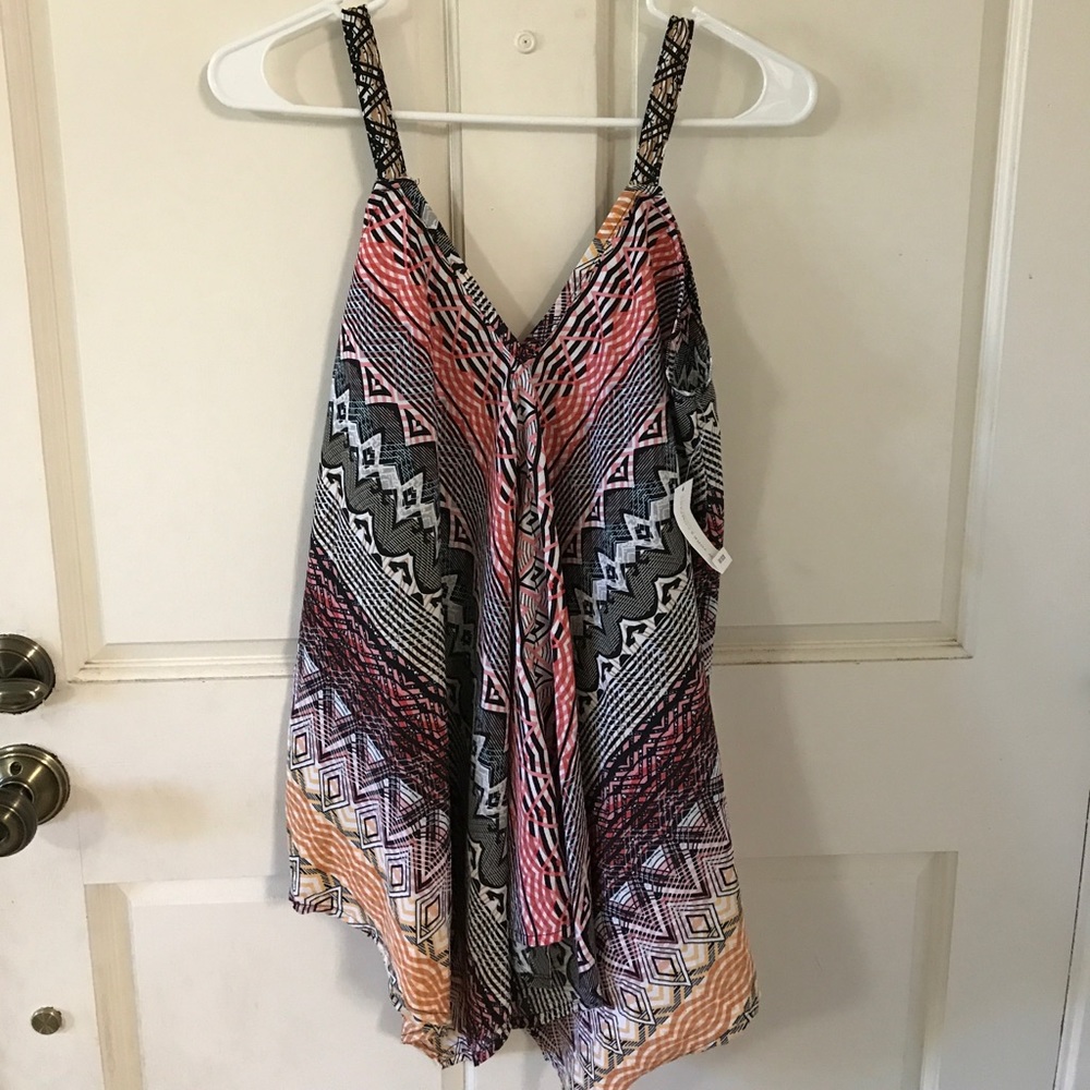 NWT Handkerchief Top from NY&Co. Size M