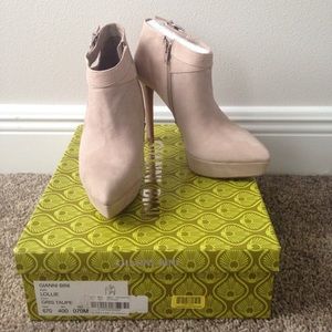 Gianni Bini Lollie booties