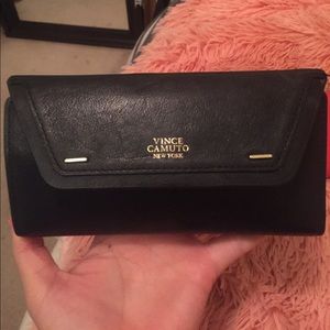 Vince Camuto wallet