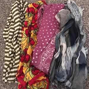 4 scarves