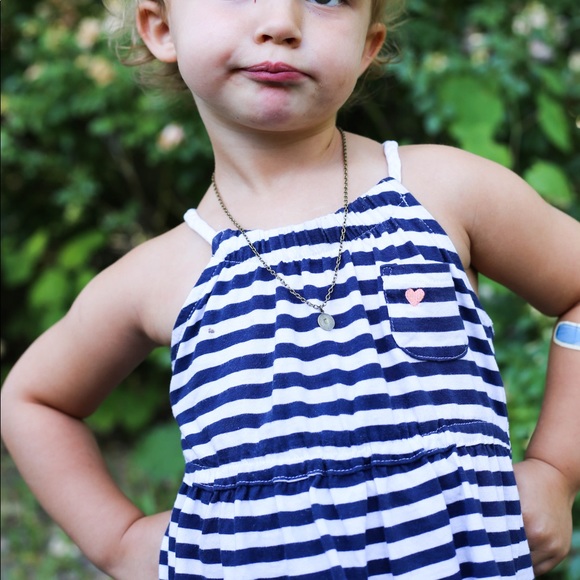 initial necklaces - Picture 2 of 2