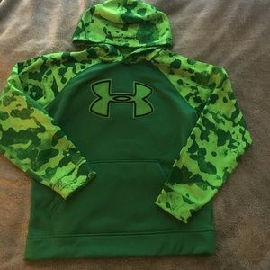 Boys size large (14-16) Under Armour Storm Hoodie