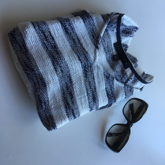 SOLD - Picture 4 of 5