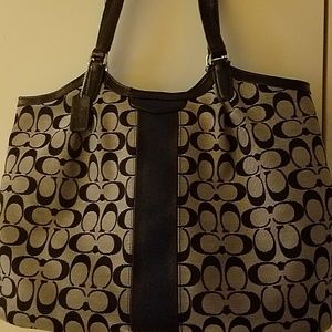 Devin signature Coach Tote