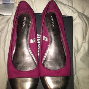 Size 7.5 Merona flats.