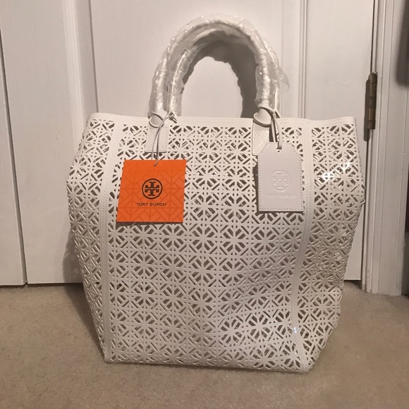 Tory Burch Handbags - Tory Burch Shopping Tote Bag