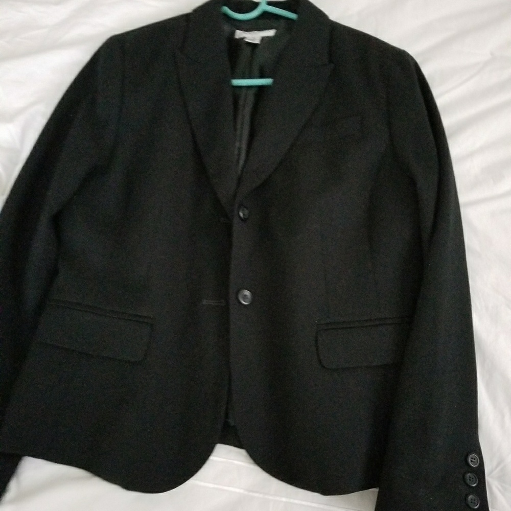 BLACK BLAZER
