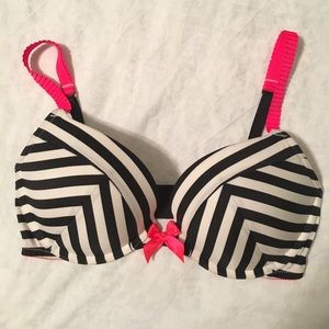 Fun, striped, push-up, 34D VS bra!