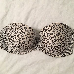 Strapless 34D Leopard print VS bra!