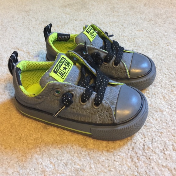 AWESOME BRAND NEW GREY AND LIME GREEN CONVERSE - Picture 2 of 4