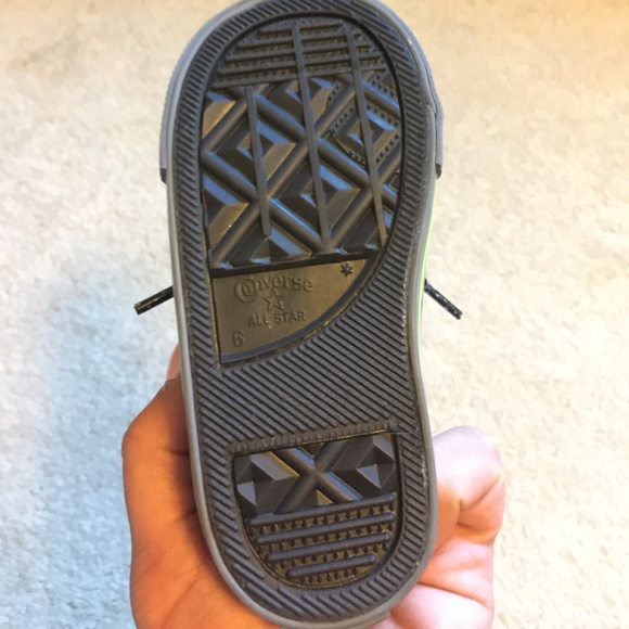 AWESOME BRAND NEW GREY AND LIME GREEN CONVERSE - Picture 4 of 4