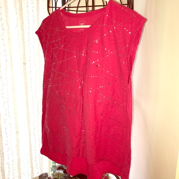 Pink Gap top - Picture 1 of 6