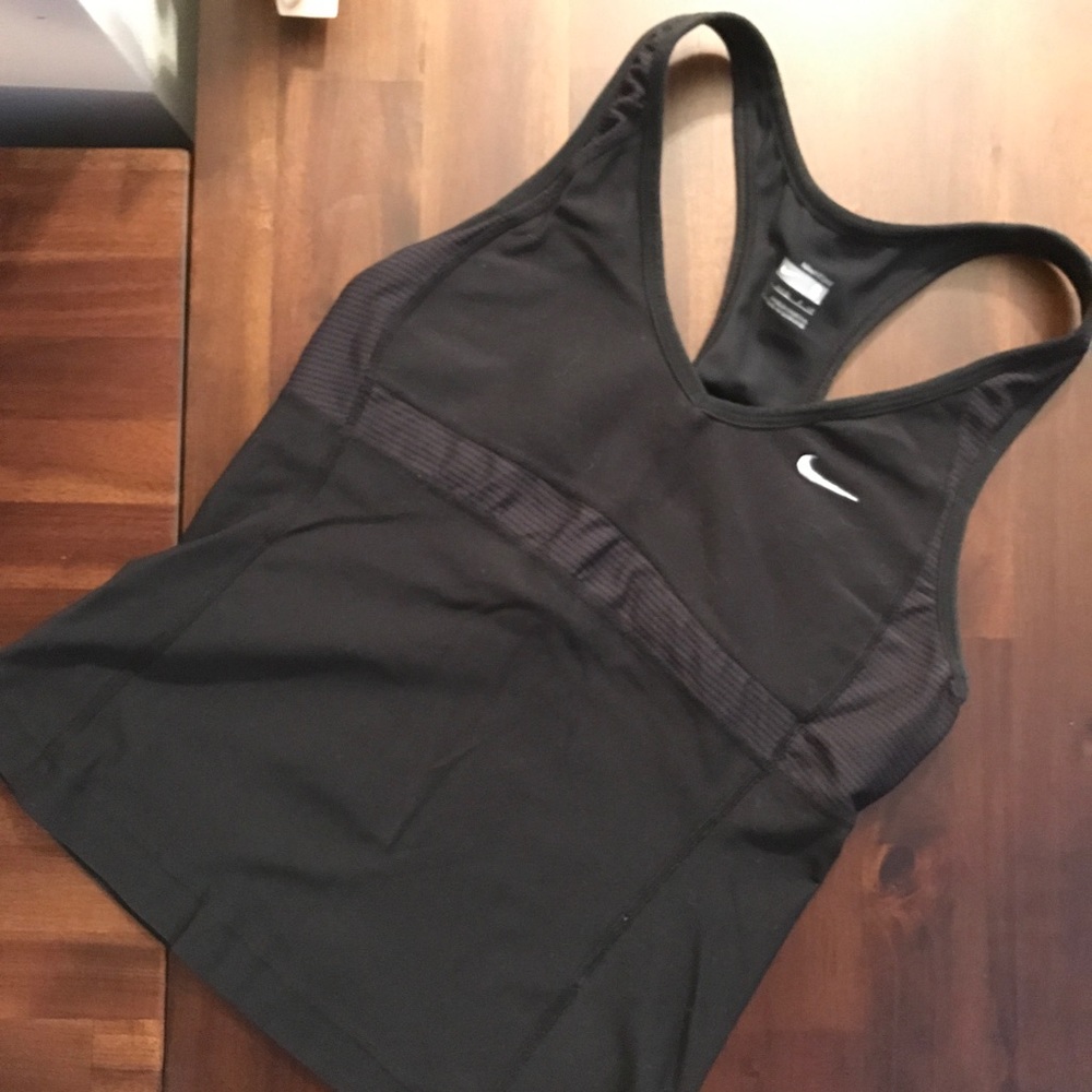 NIKE FitDry Running Tank - EUC‼️