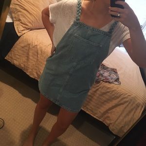 Overall dress