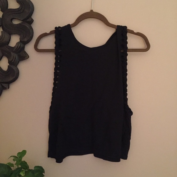 Urban Outfitters Knotted Tank - Picture 1 of 4
