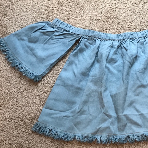 Fringe Off Shoulder Top - M - Picture 5 of 5