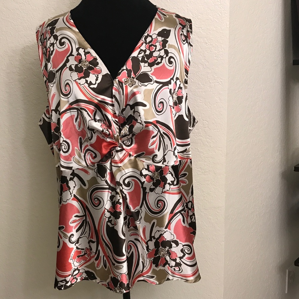 Lane Bryant Women's Sleeveless Blouse Sz 26 - Picture 1 of 6