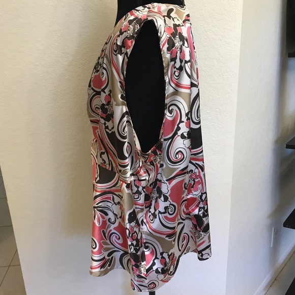 Lane Bryant Women's Sleeveless Blouse Sz 26 - Picture 3 of 6