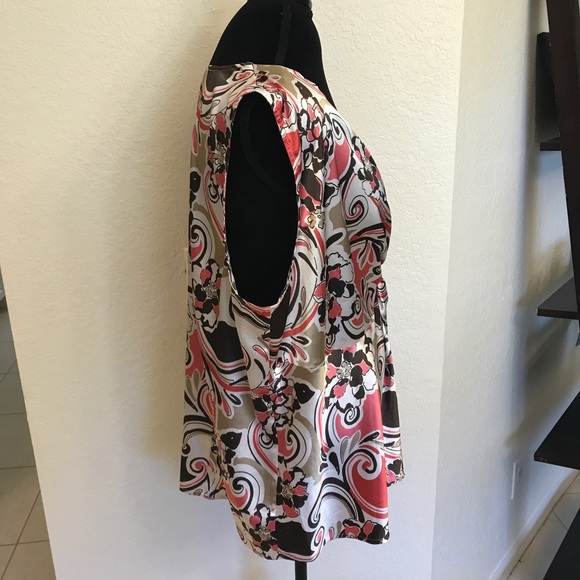 Lane Bryant Women's Sleeveless Blouse Sz 26 - Picture 4 of 6