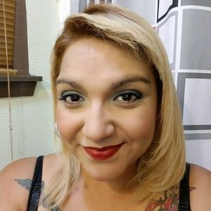 Meet your Posher, Audrey