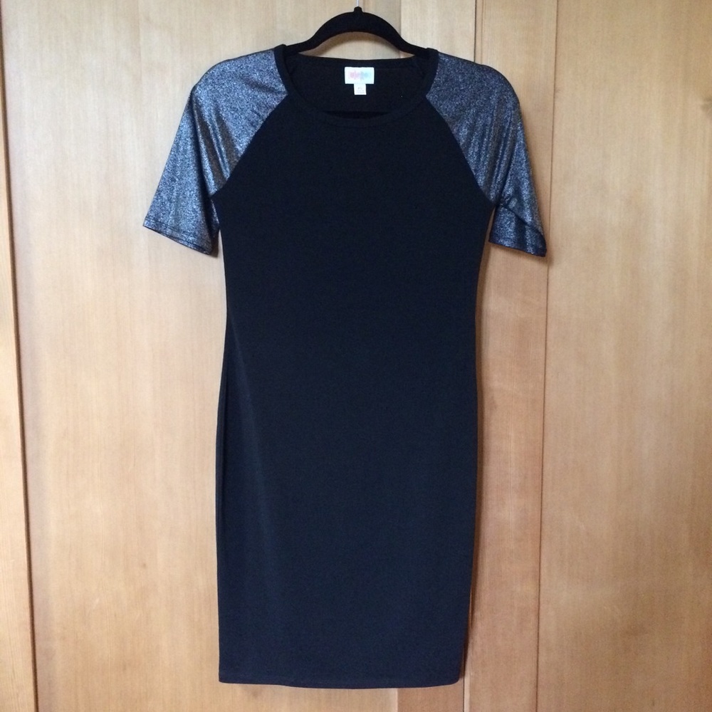 LuLaRoe Julia Elegant Collection - XS
