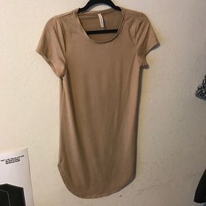 T-shirt dress