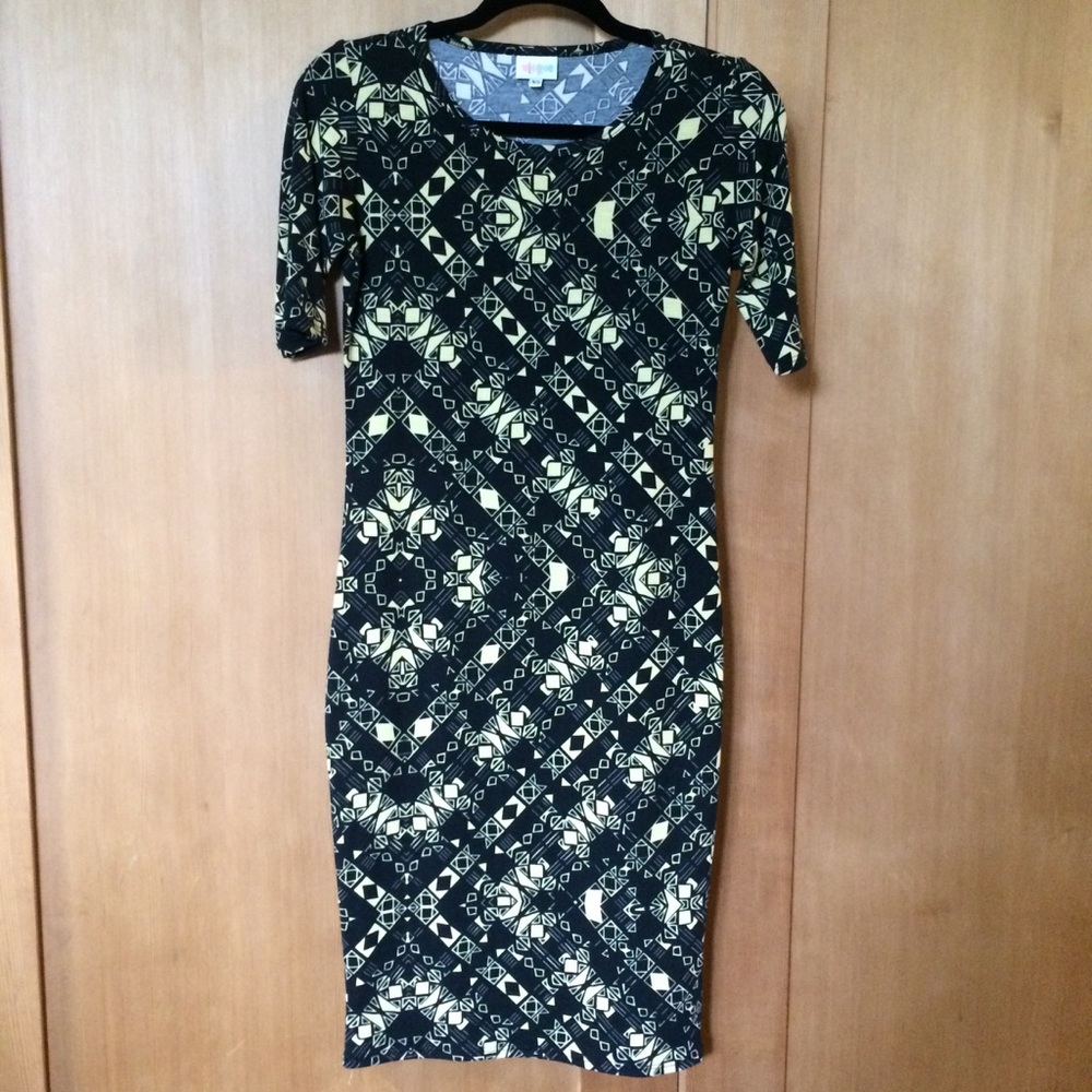 LuLaRoe Julia - XS