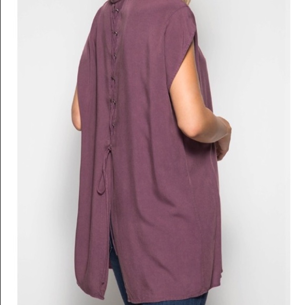 Collar Tee with Lace up back