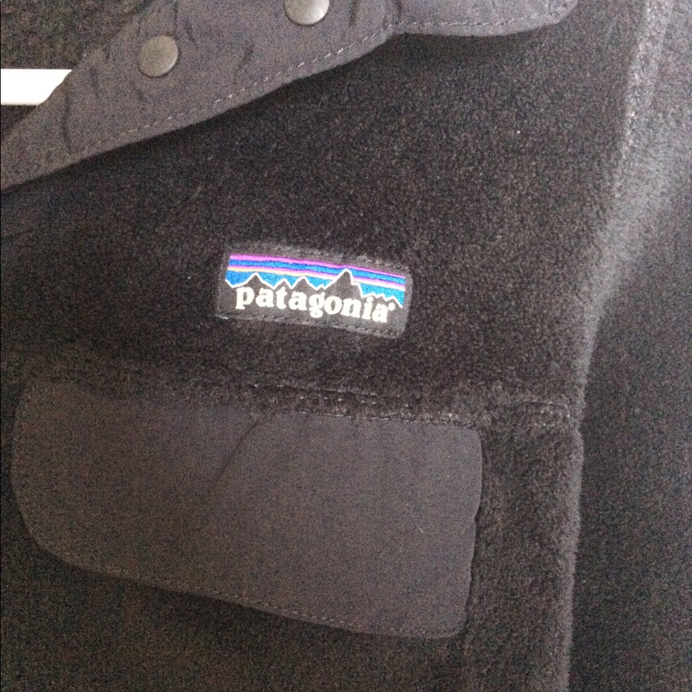 Black Patagonia fleece