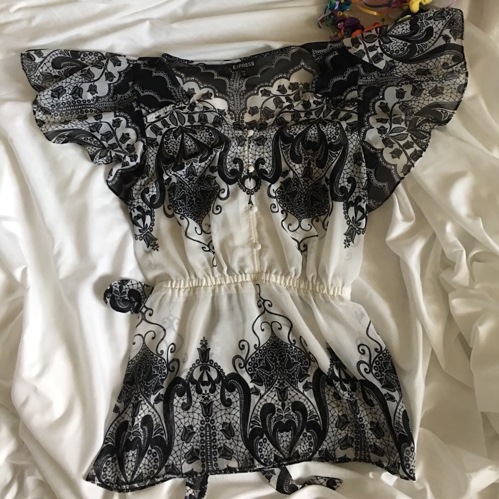 Express blouse.