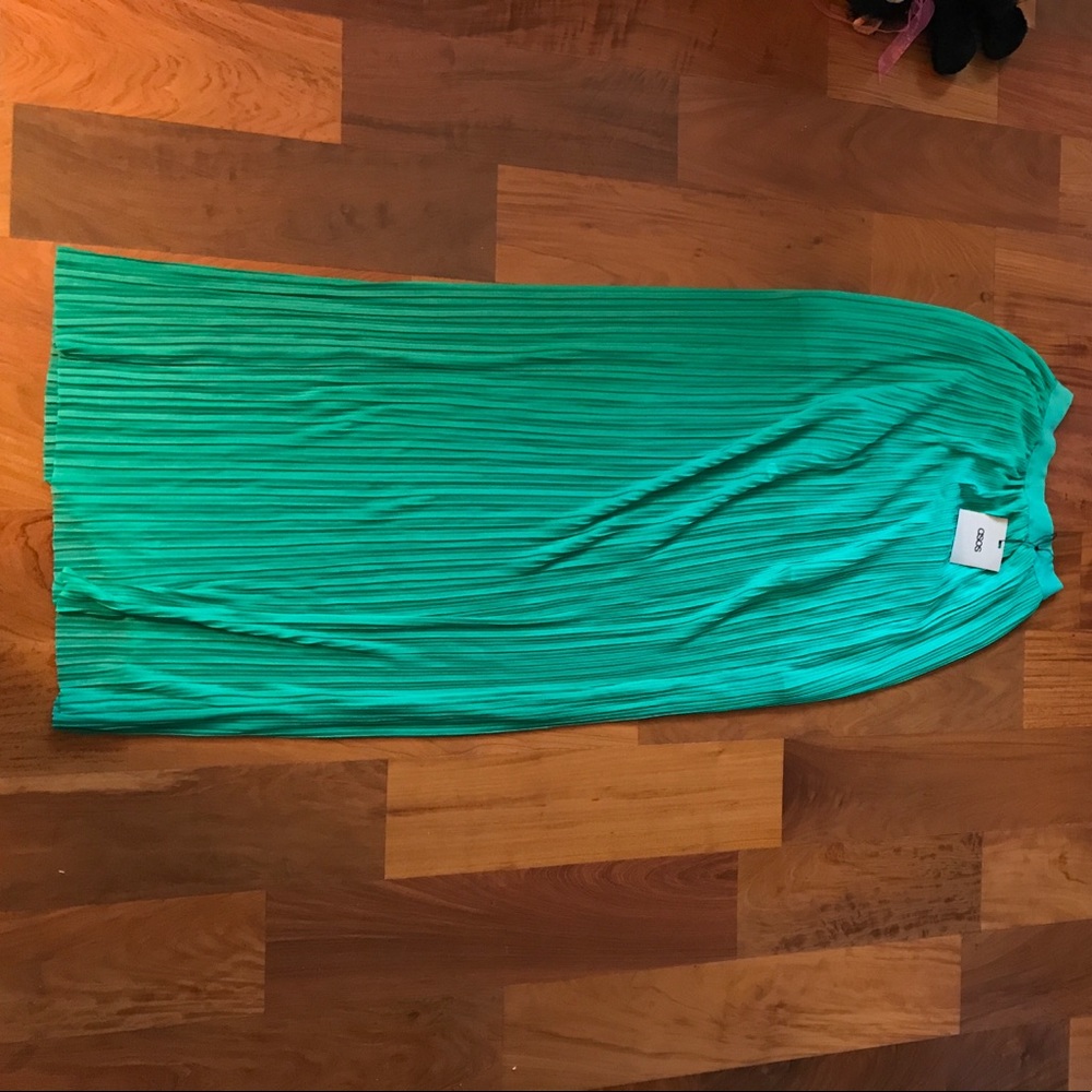 Never worn ASOS Green Maxi Skirt