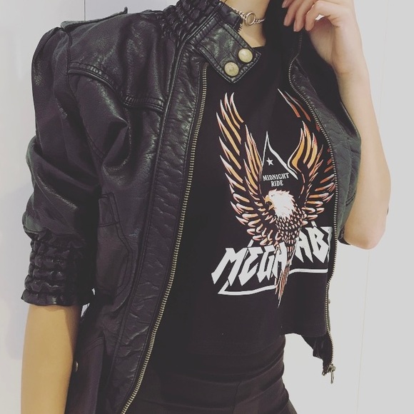 🌸 S O L D 🌸 - Picture 3 of 3