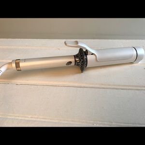 T3 Bodywaver Styling Iron 1.75 inches