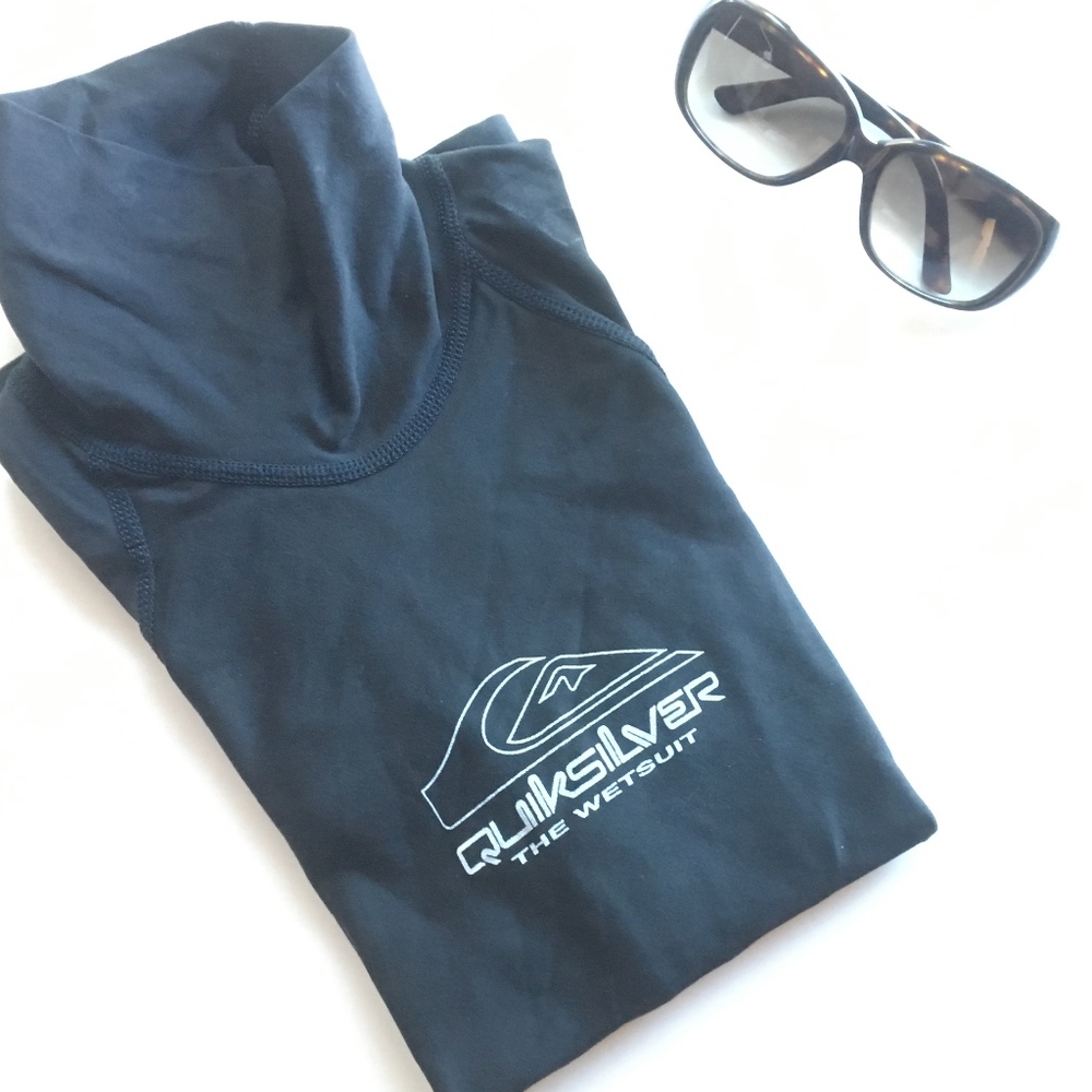 Short Sleeve Quiksilver Rash Guard