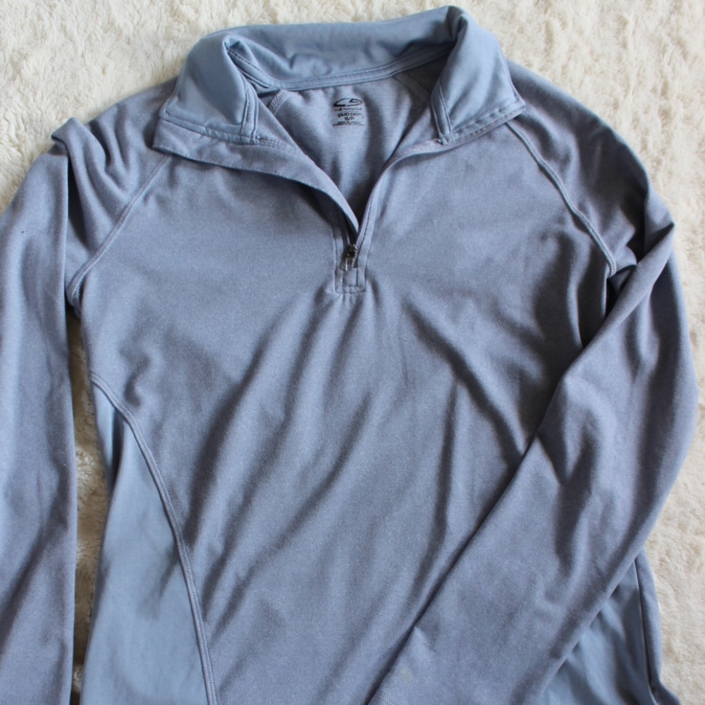 Gym pullover