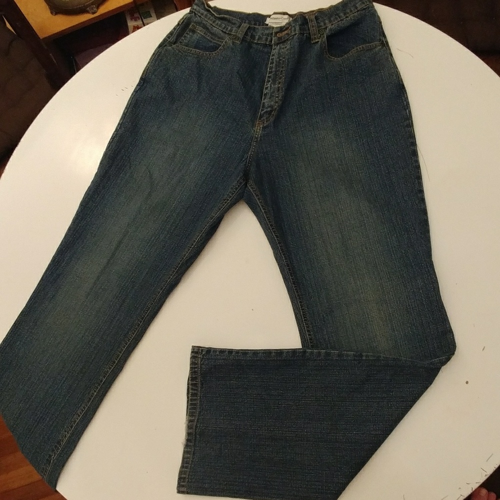Women's Coldwater Creek strait jeans.