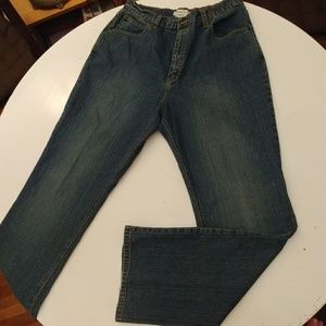 Women's Coldwater Creek strait jeans.