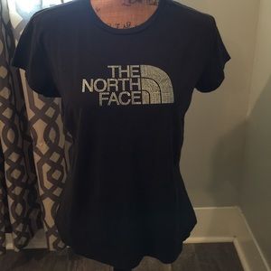 Ladies The North Face T-shirt