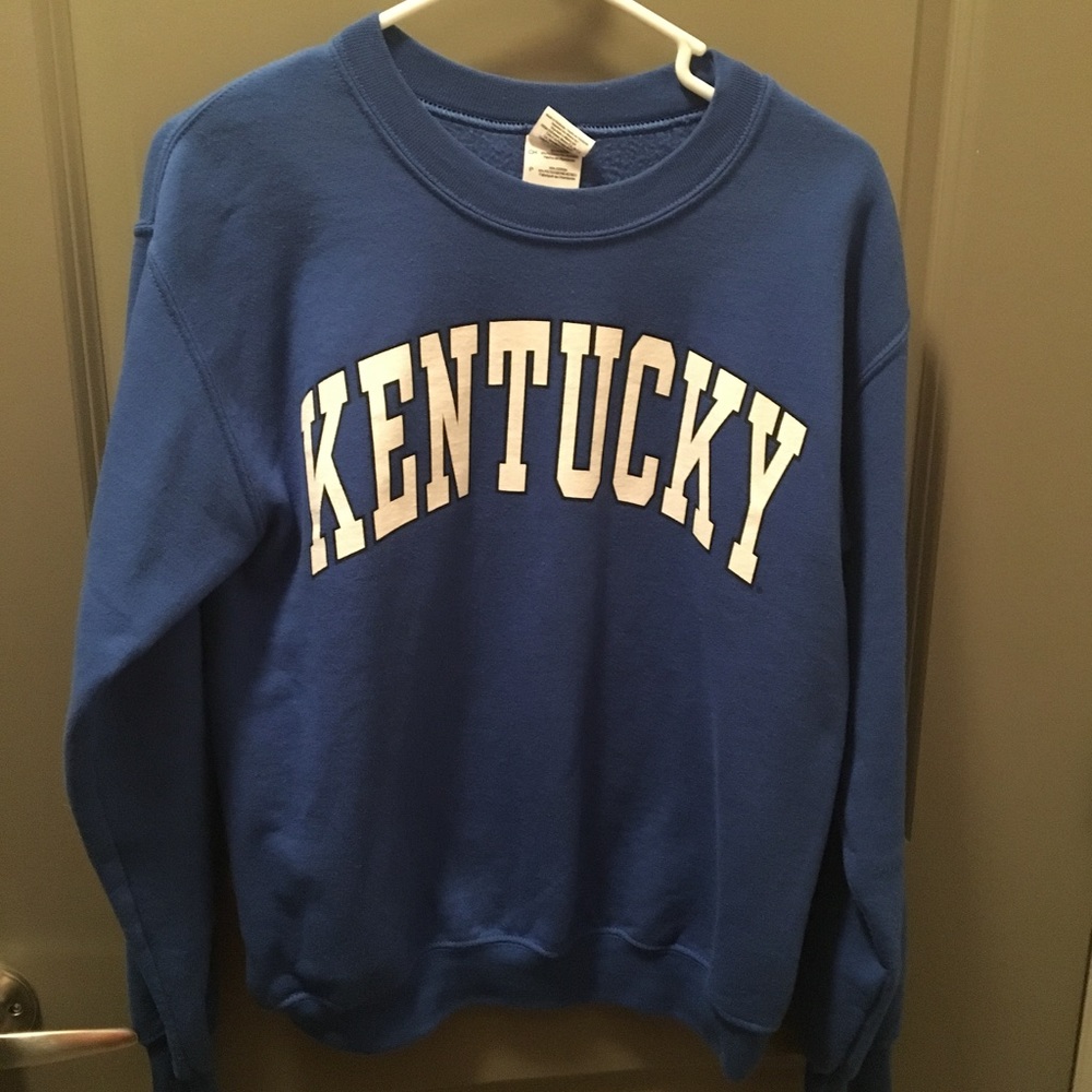 Kentucky Pullover