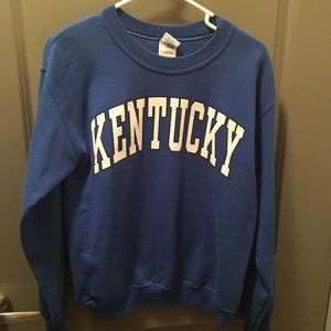Kentucky Pullover